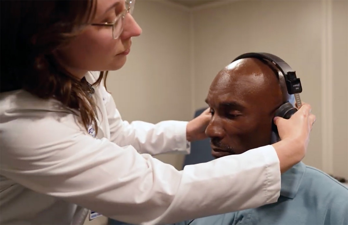 img-hearing-loss-video-cta 