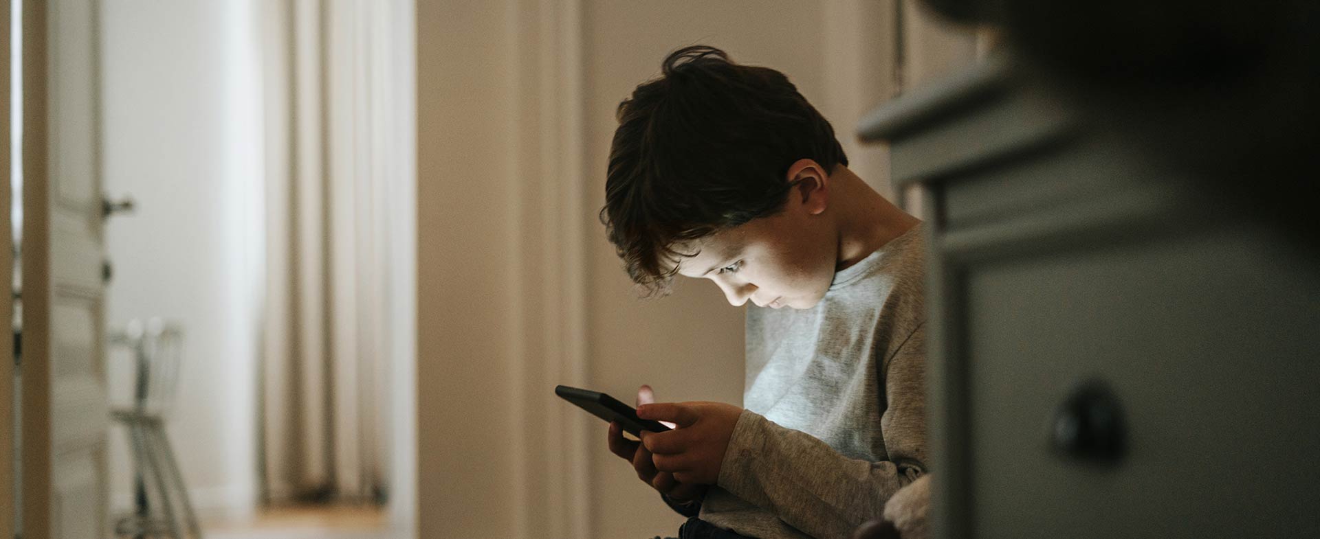 kids and cellphones