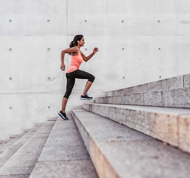 woman doing hiit workout