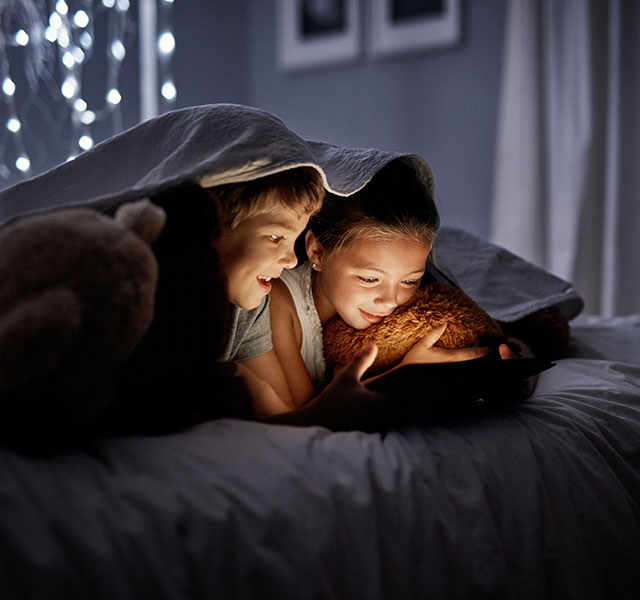 kids and electronic use