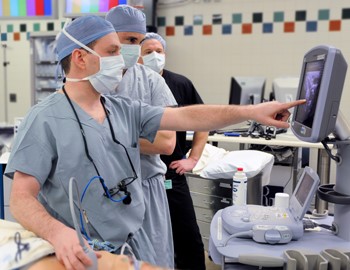 physicians in surgery