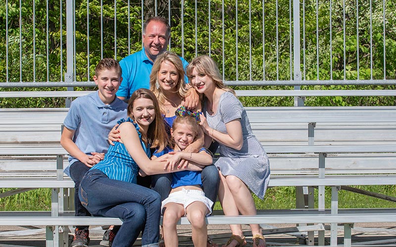 3 Heart SCAD patient Karen Glugla with family