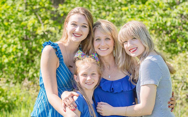 6 Heart SCAD patient Karen Glugla with family